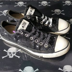 Black sparkle converse